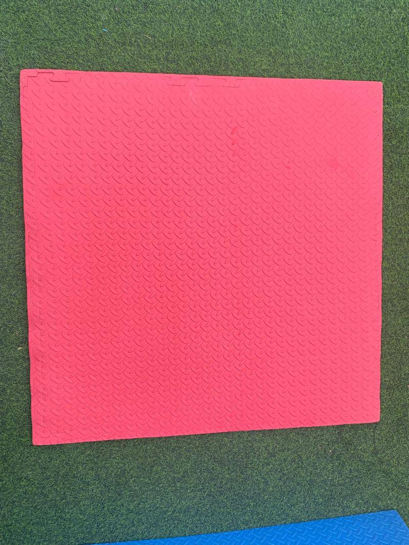 แผ่นโฟมปูพื้นกันกระแทก จิ๊กซอ EVA (งานนำเข้า) 20 มล 100x100 หนา2 ซม. ,แผ่นกันกระแทก,แผ่นโฟมปูพื้น, โฟมปูพื้น,จิ๊กซอว์ปูพื้น, แผ่นรองคลาน สำหรับเครื่องเล่นสนามในร่ม ห้องเด็กเล่น พร้อมส่ง ราคาโรงงาน