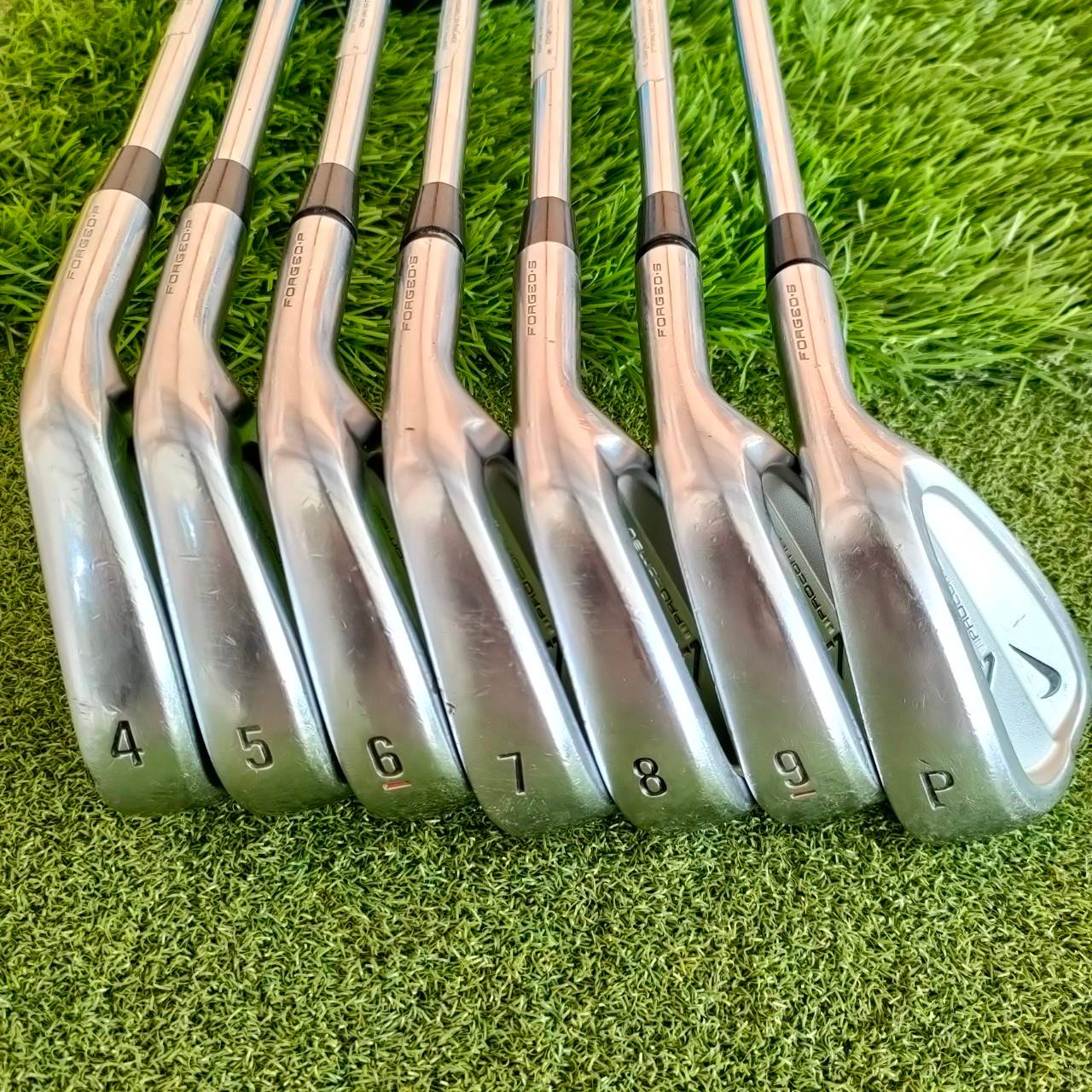 ชุดเหล็ก NIKE VR FORGED PRO COBO มีเหล็ก 4 - 9 PW เหล็ก FORGED คุณภาพสูง ก้าน DYNAMIC GOLD R200 ดีมากๆ เป็นชุดเหล็กสุดยอดคุณภาพอีกชุดนึงเลยครับ