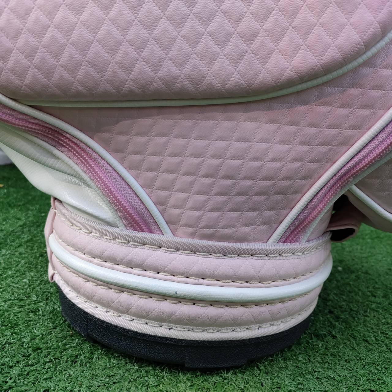 ถุงกอล์ฟ CALLISTO PREMIER มือสอง สีชมพู สภาพสวยนางฟ้าครับ