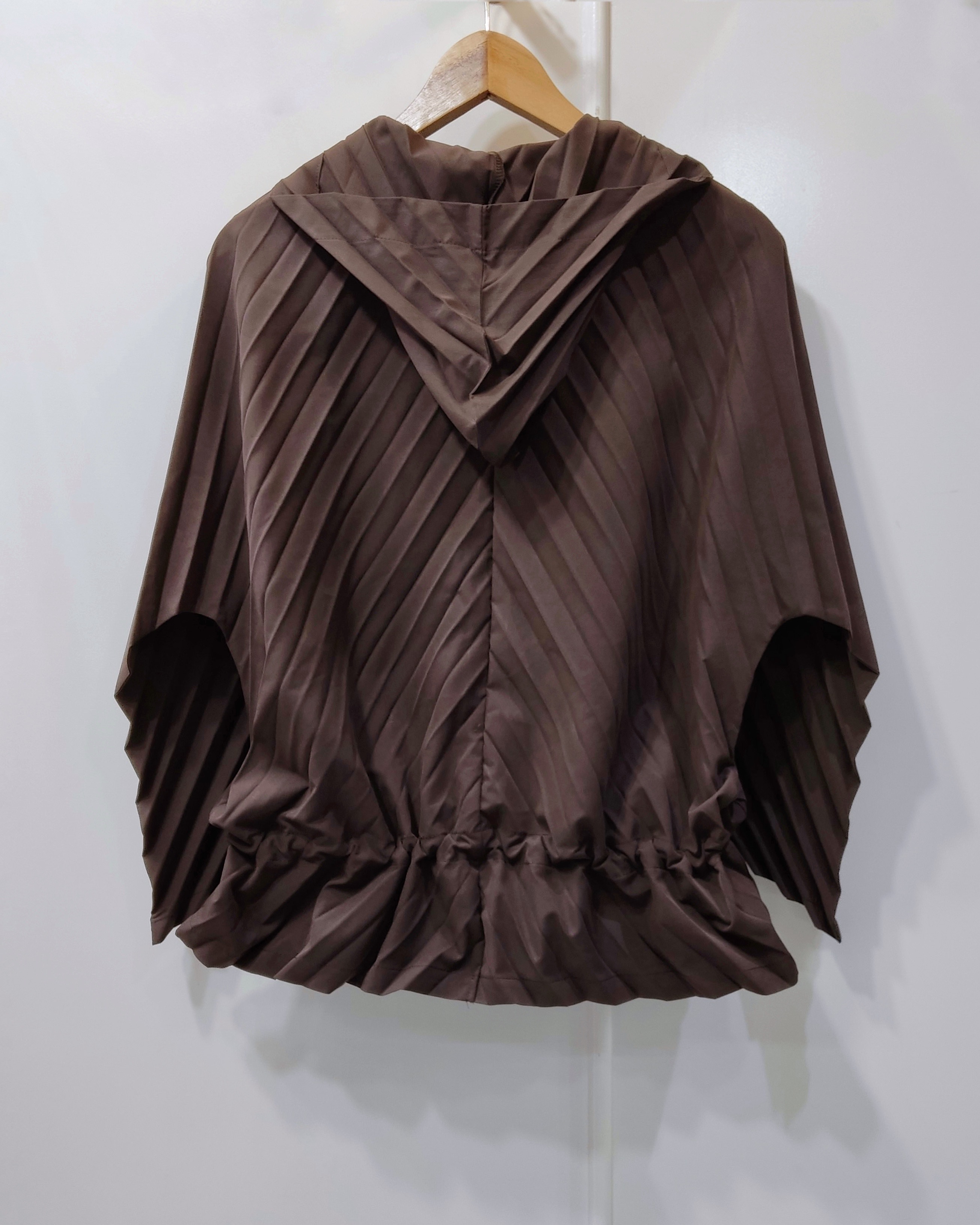 2MUAY รุ่น CX0489 เสื้อคลุมอัดพลีท HOODED BOTTON FRONT PLEATED JACKET 2สี FREE SIZE
