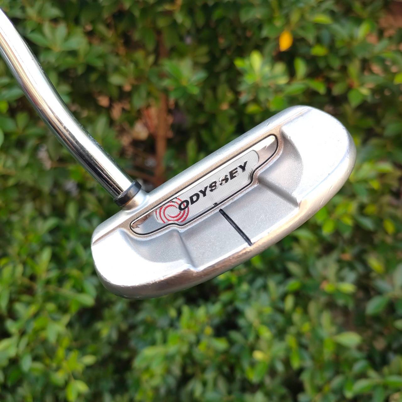 PUTTER ODYSSEY WHITE HOT XG #5 ความยาว 35 นิ้ว หน้าสัมผัสระดับเทพเจ้า!! ทั้งนุ่ม และมีการออกแบบให้ช่วยให้ลูกได้หมุนเร็ว!! ลดแรงเฉื่อย เกาะไลน์ขั้นเทพ!! ไม้กอล์ฟมือสอง ของแท้ BY NakaraLuxurious