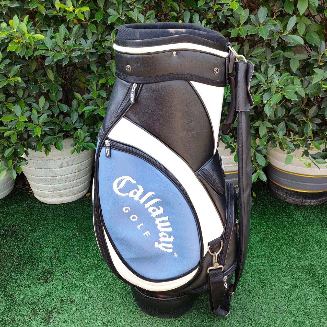 ถุงกอล์ฟ CALLAWAY GOLF มือสอง ถุงใบใหญ่ ความจุเยอะ สภาพสวยสมบูรณ์