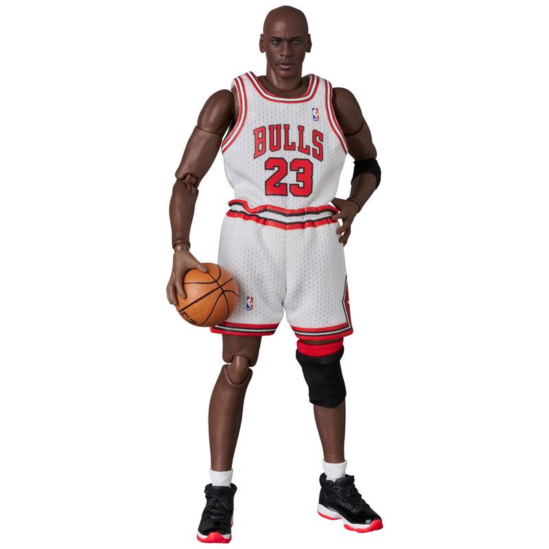 [สั่งจอง] MAFEX No.255 Michael Jordan (Chicago Bulls HOME)