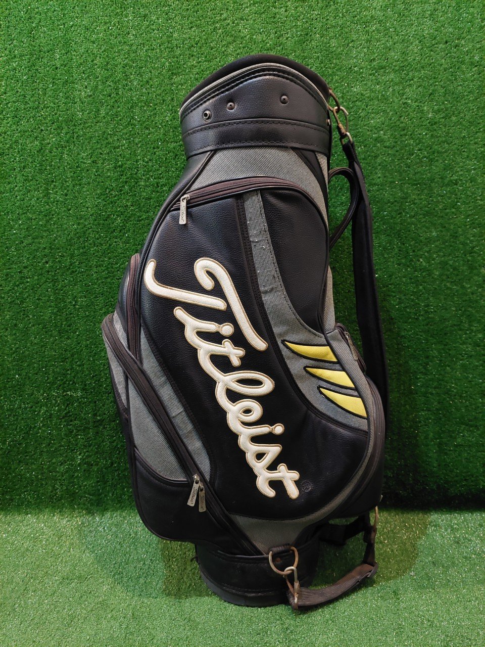ถุงกอล์ฟ Titleist ถุง TOUR