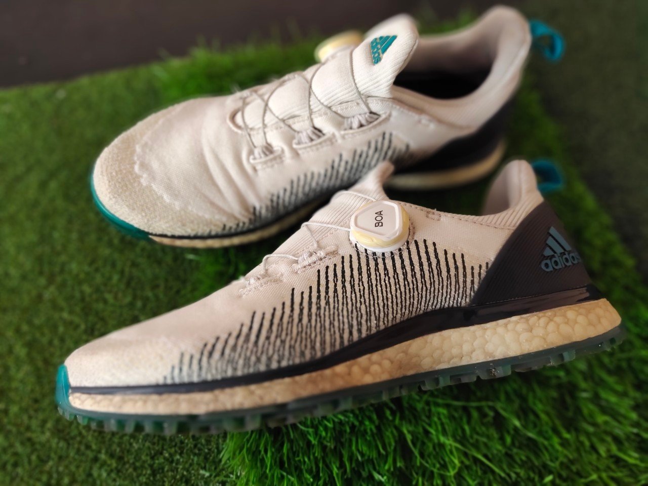 รองเท้า Adidas BOA มือสอง