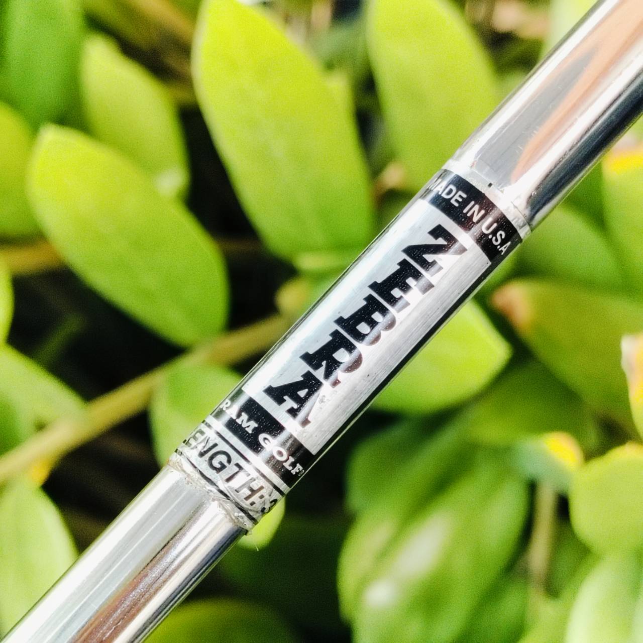 PUTTER ZEBRA By RAM GOLF แบบ FACE BLANCED ยาว 33 นิ้ว รูปทรงมอลเล็ต แต่ไม่ยื่นออกมาก ขนาดกำลังดีเลยค่ะ ฟีลลิ่งที่สุด น้ำหนักดี พัตต์นุ่มและง่ายมาก ไม้กอล์ฟพรีเมี่ยมมือสอง ของแท้ By NakaraLuxurious