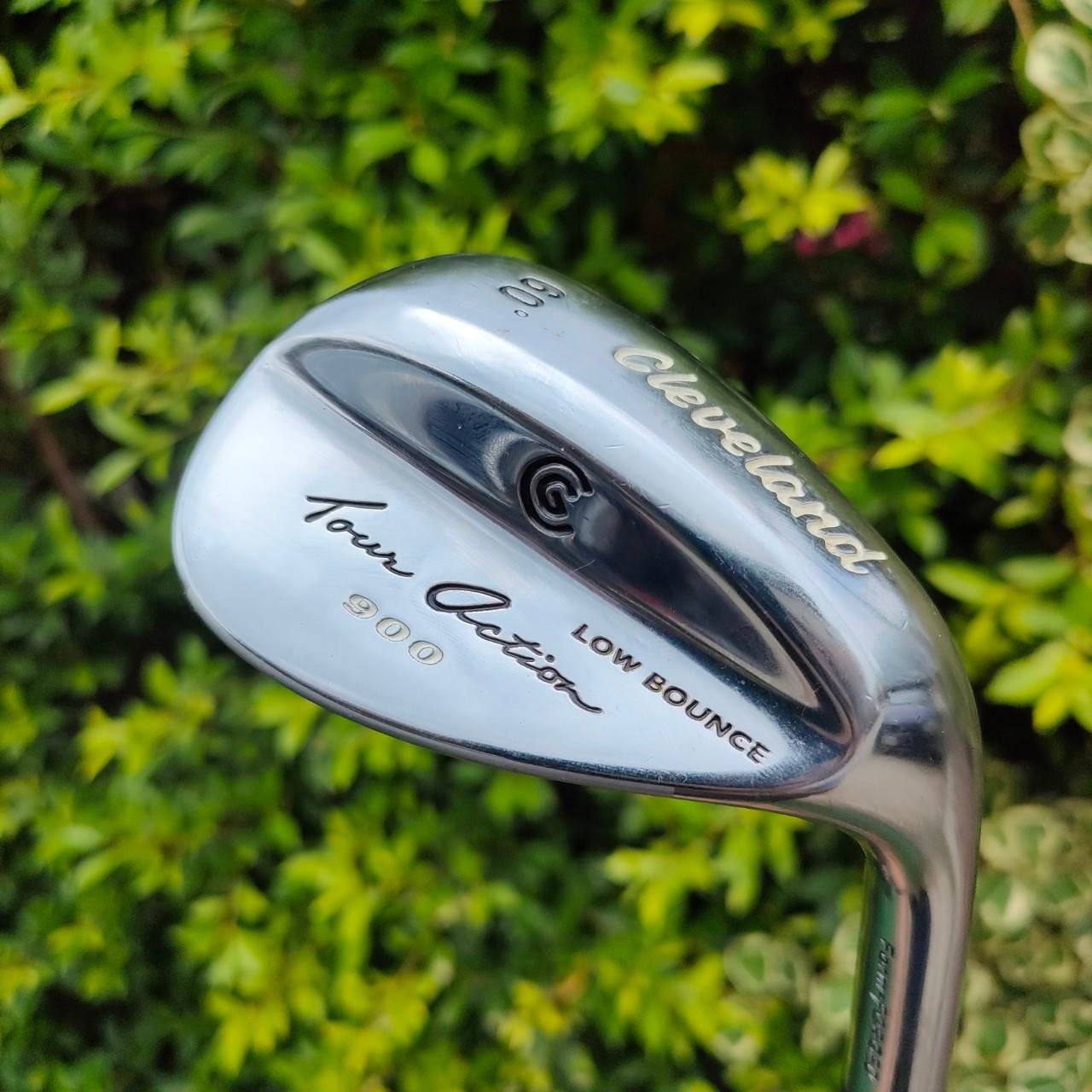 WEDGE CLEVELAND 900 ก้าน TRUE TEMPER FLEX WEDGE ก้านแม่นยำมั่นคง รุ่นยอดนิยมของ แบรนด์ CLEVELAND เป็นรุ่นที่เคยขึ้น อันดับ 1 ทุกสถาบันครับ ตัวนี้เป็นตัว LOW BOUNCE นะครับ ราคาแบบเข้าถึงง่าย สบายกระเป๋า แต่ได้ของดีแบบสุดๆ