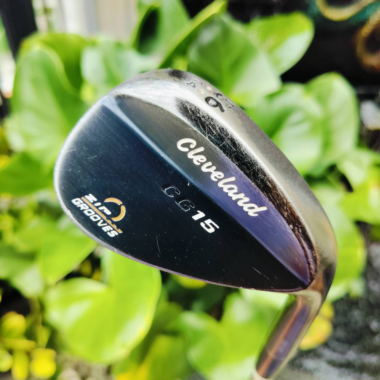 WEDGE CLEVELAND CG15 องศา 56 BOUNCE 14 เป็นรุ่น ZIP GROOVE ร่องสี่เหลี่ยม เหมือนซิป สปินจัดมากๆกว่าปกติ ไม้กอล์ฟพรีเมี่ยมญี่ปุ่นมือสอง ของแท้ By NakaraLuxurious