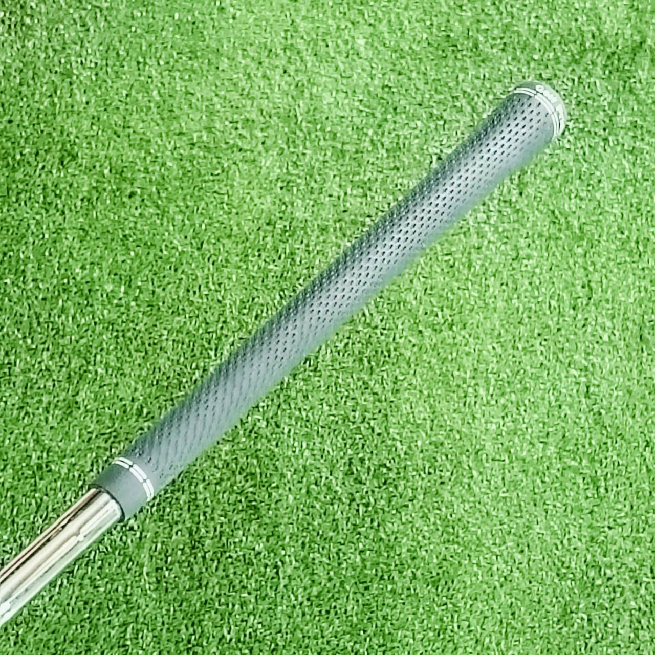 ชุดเหล็ก TITLEIST T300 (2022) ตีไกล ตีง่าย ชุดแบบ COMBO พัฒนาเกมการเล่นได้มากเป็นพิเศษ บเคลื่อนด้วยพลังจากเทคโนโลยี Max Impact ก้อนโพลีเมอร์ที่ถูกซ่อนอยู่ภายใน ไม้กอล์ฟพรีเมี่ยมมือสอง ของแท้ By NakaraLuxurious