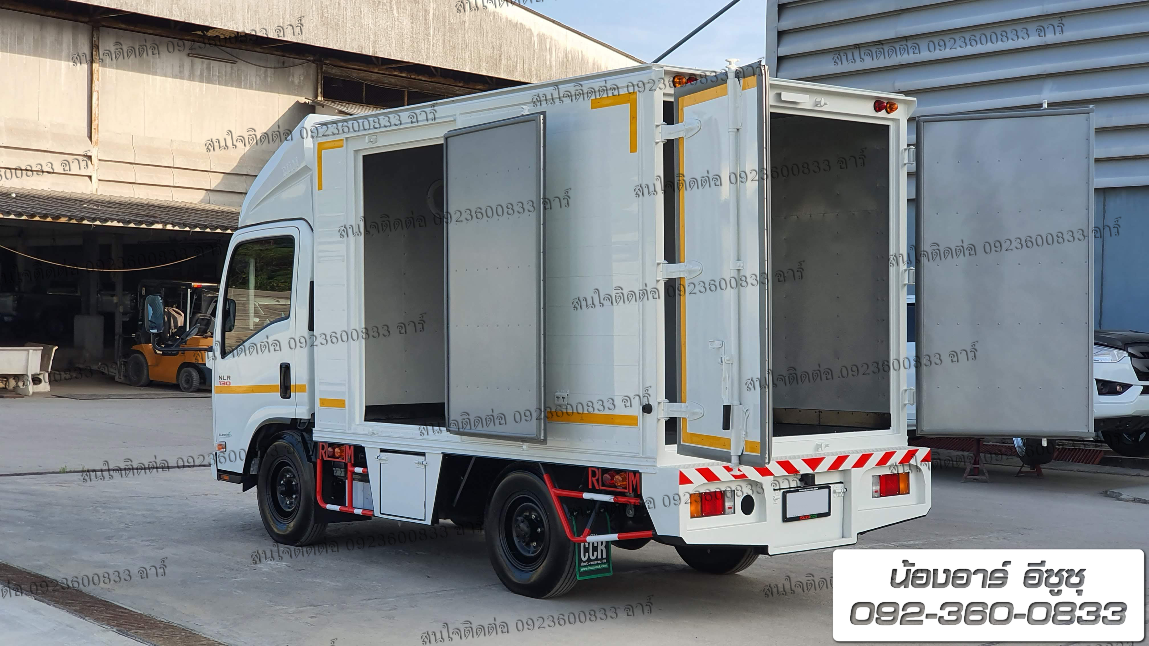4 ล้อ ISUZU NLR130 แรงม้า พร้อมตู้ประตู 3 บาน