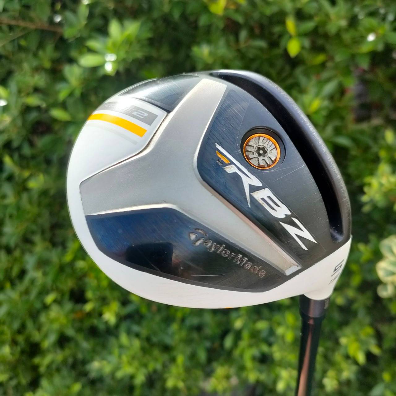 FW5 TAYLORMADE RBZ STAGE2 องศา 19 ก้าน TM1-213 RBZ FLEX R ตีดีมากๆ และตีไกลมาก!! เพราะตรงสันไม้มี POCKET ขนาดใหญ่!! ทำให้เกิดสปริง เด้งมากๆ ตีง่ายและไกล!! ไม้กอล์ฟมือสอง ของแท้ BY NakaraLuxurious