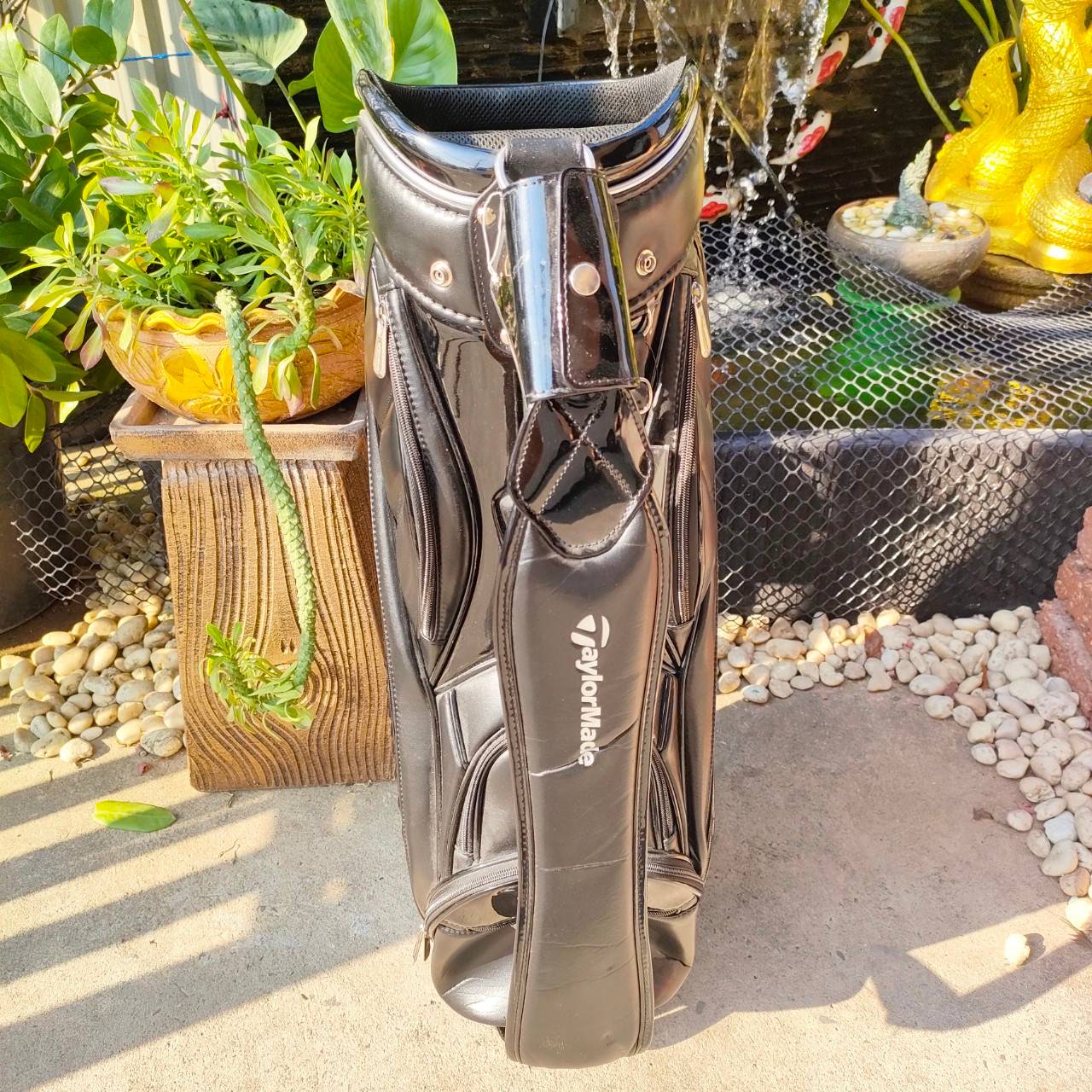 ถุงกอล์ฟ TAYLORMADE มือสอง * COVER เเทน * ถุงของแท้ พรีเมี่ยม ไม้กอล์ฟพรีเมี่ยมมือสอง By NakaraLuxurious