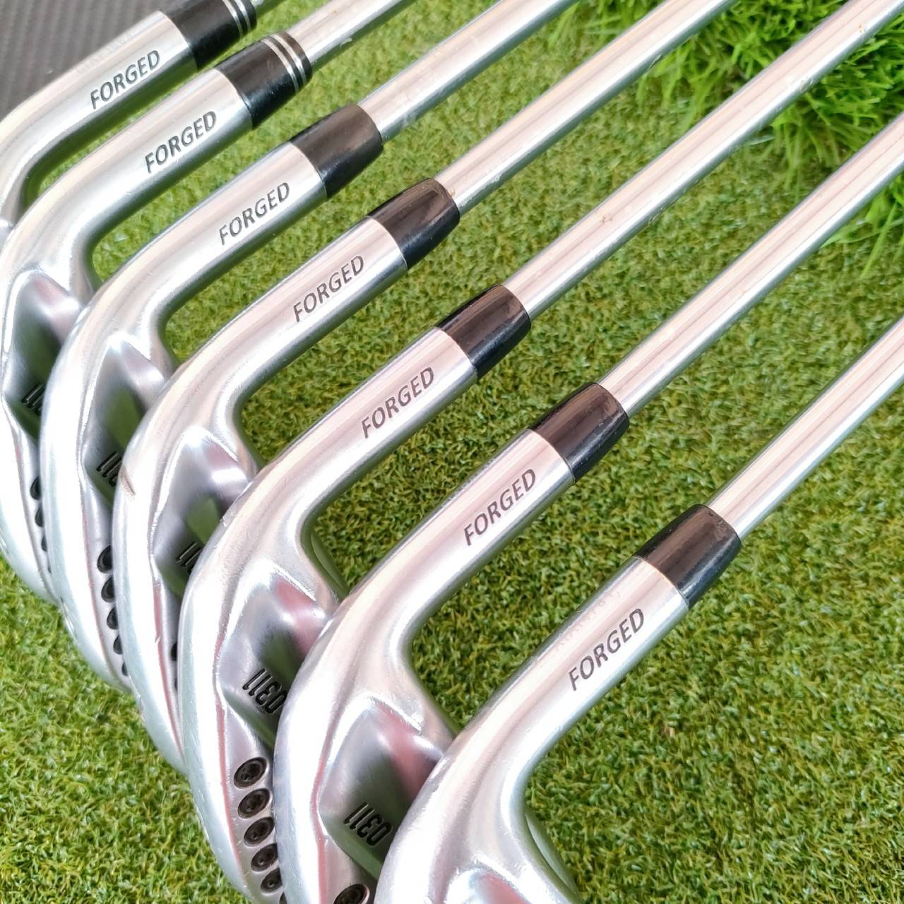 ชุดเหล็ก PXG 0311 FORGED มีเหล็ก 4 - 9 PW ทั้งฟมด 7 ชิ้น ก้าน PROJECTX 5.5 เข้ากันมากๆ 0311 ตีง่าย ตีมันส์ มากๆครับ