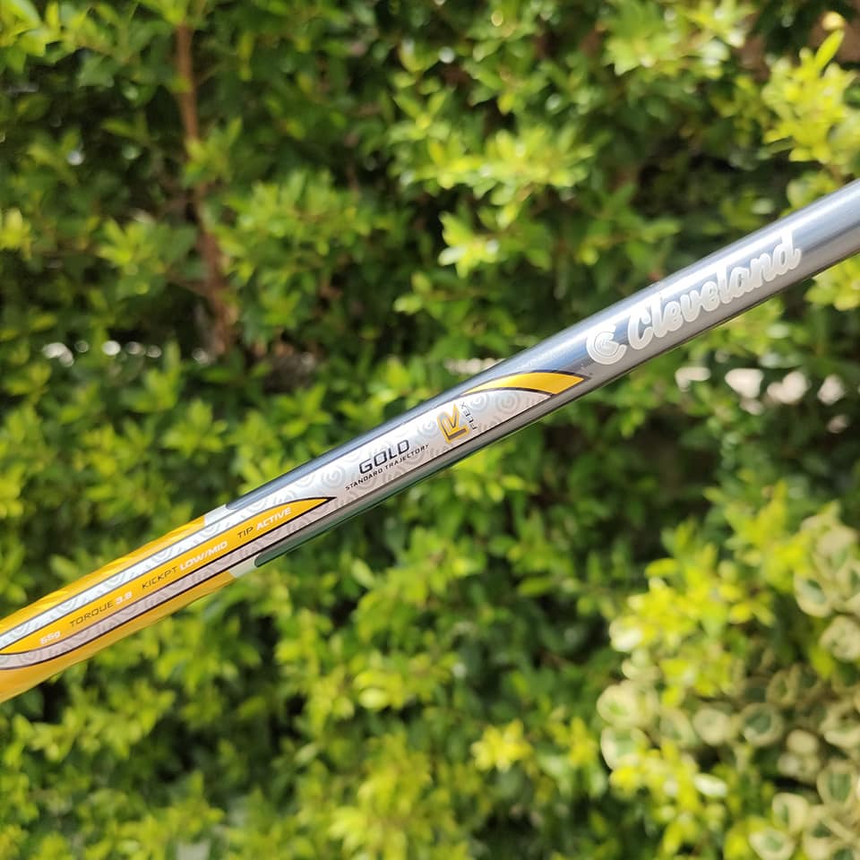 DRIVER CLEVELAND HIBORE XLS องศา 9.5 ก้าน GOLD FLEX R หัวรูปทรงพิเศษ ตีดีมาก ตีลอยง่าย , ก้าน GOLD รุ่นนี้ดีมาก ไม้กอล์ฟมือสอง ของแท้ BY NakaraLuxurious