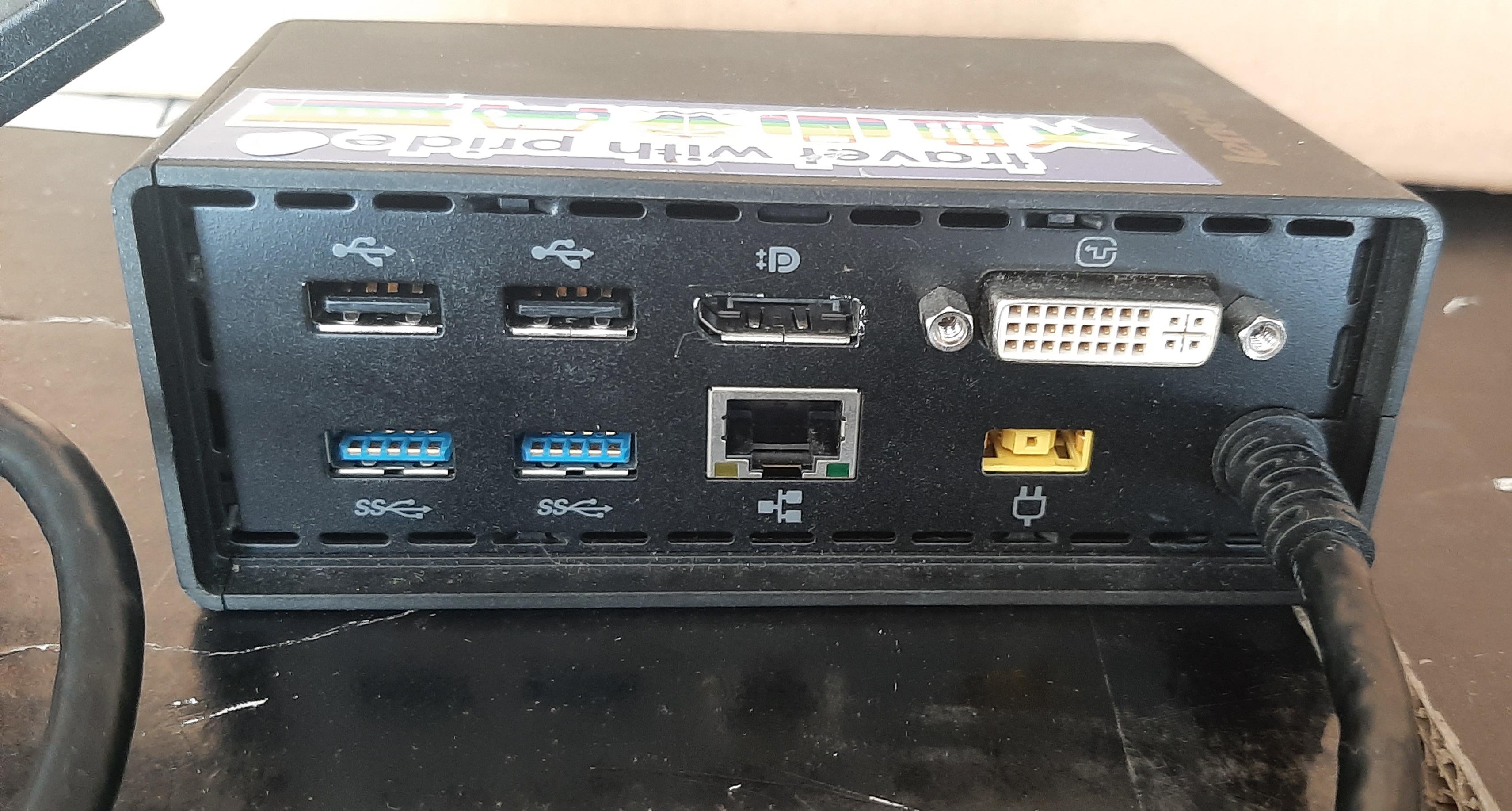 Docking มือสอง สภาพดี Lenovo DU033S1 ประกันร้าน 1 เดือน