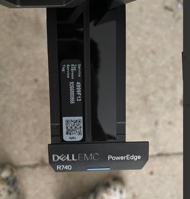 เซิร์ฟเวอร์ Dell Poweredge R740 (CPU Silver 4214 x2 Ram 32 GB SAS 600 GB x4 Power x2) ประกันเศูนย์