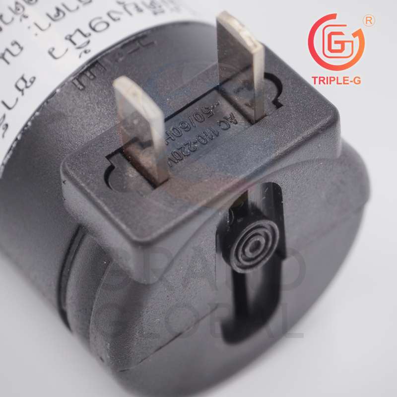 Triple-G | ไม้ตียุง ชาร์จไฟบ้าน Mosquito Beater เซฟตี้ 9 นิ้ว สีส้ม