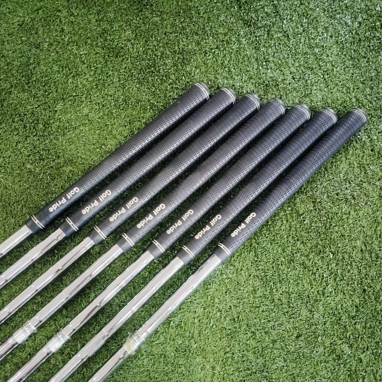 ชุดเหล็กหน้าเด้ง!!! TOURSTAGE VIQ พรีเมี่ยมญี่ปุ่น MADE IN JAPAN มีเหล็ก 4 5 6 7 8 9 เเละ PW ก้าน N.S.PRO 900GH FLEX S ก้านเหล็กเบาแค่ 90 กรัมเท่านั้น ไม้กอล์ฟพรีเมี่ยมมือสอง ของแท้ By NakaraLuxurious