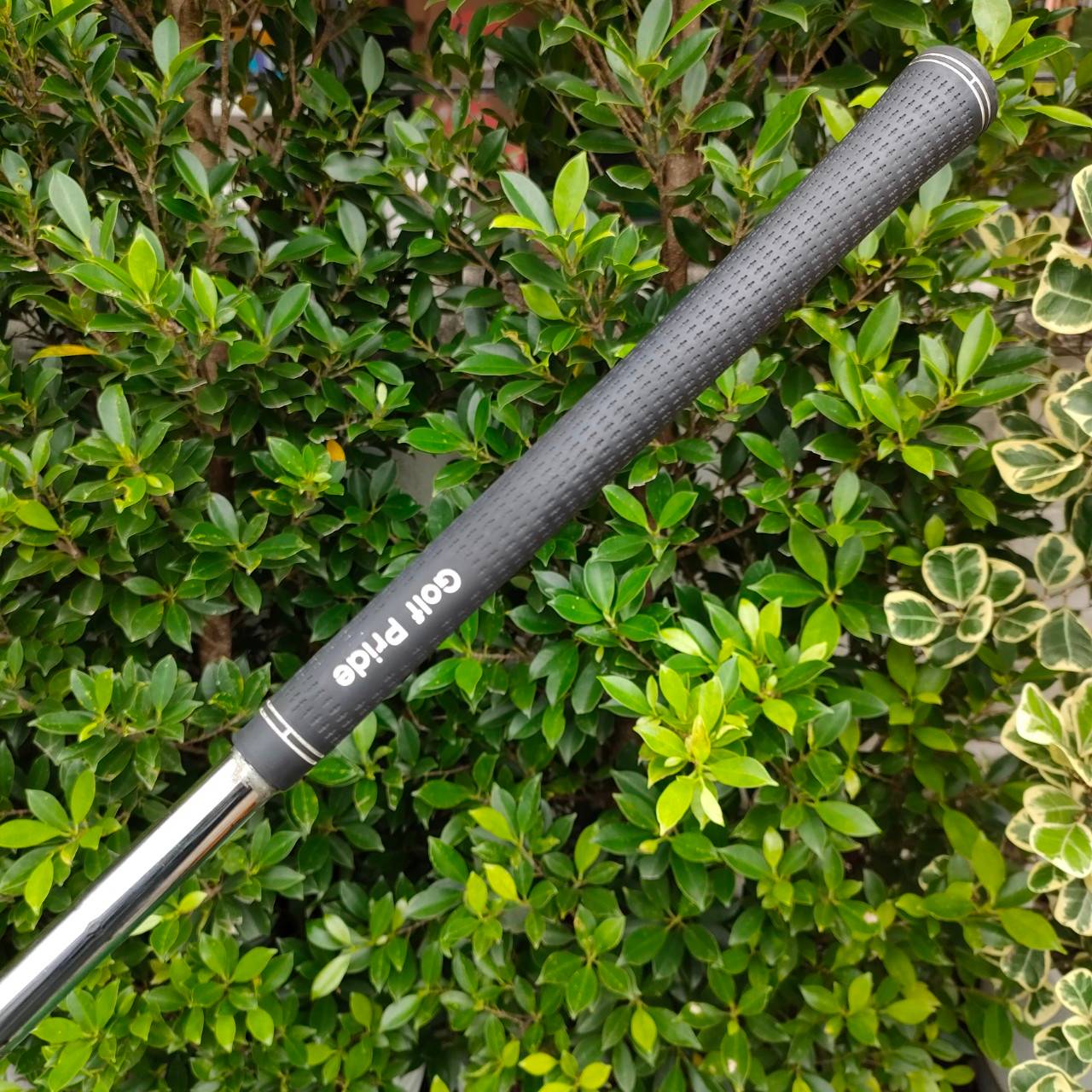 เหล็ก 5 NIKE PROCOMBO ก้าน N.S.PRO 950GH FLEX S หน้าเด้งมากๆ ใส่ INSERT TITANIUM อีกชั้น ดูได้จากรูปจะมีอีกชั้นขึ้นมาก ตีง่าย ตีไกล ก้านดีมากๆครับ