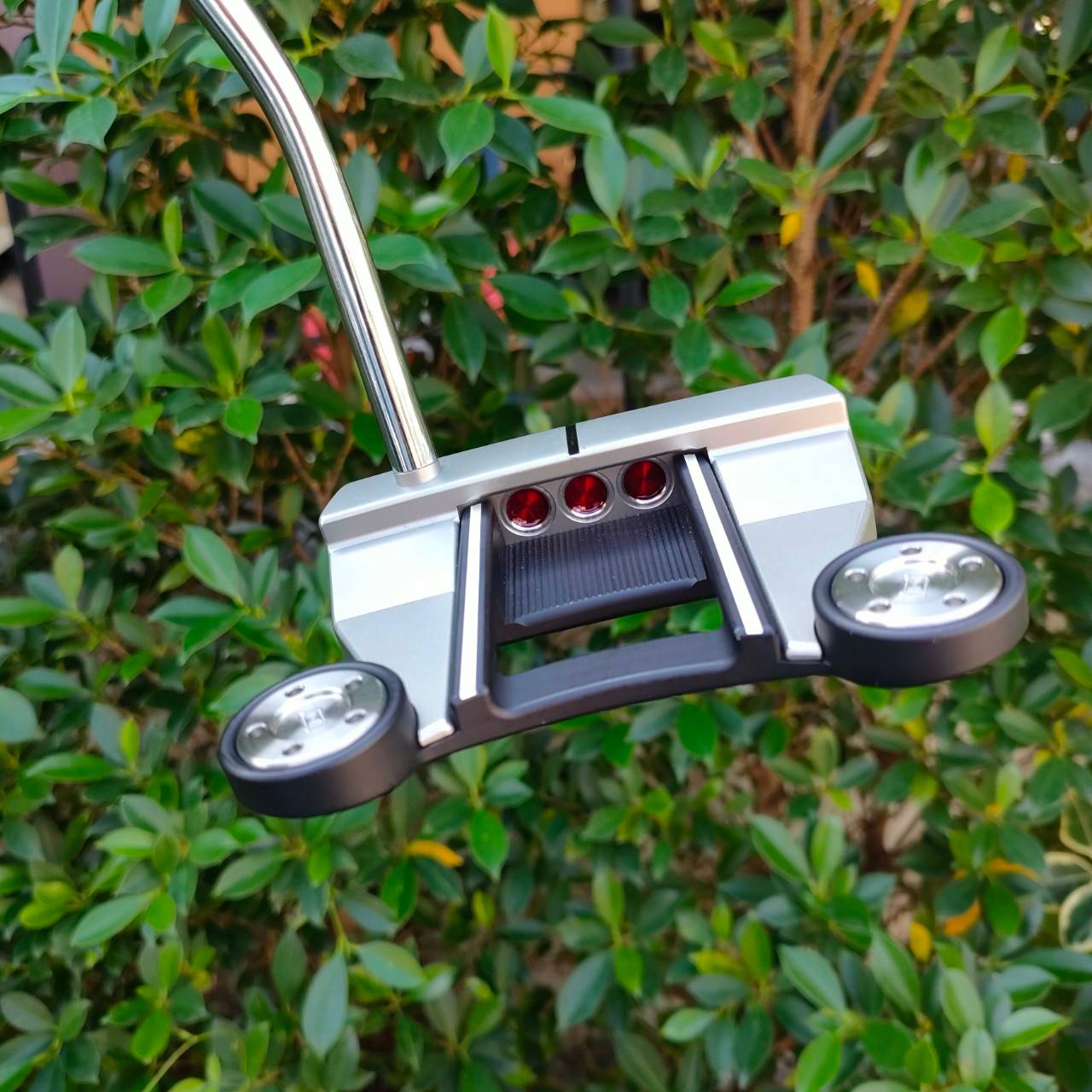 PUTTER SCOTTY CAMERON FUTURA 6M ความยาว 34 นิ้ว สภาพหัวและก้านสวยมากๆครับ แต่กริพต้องเปลี่ยนครับ