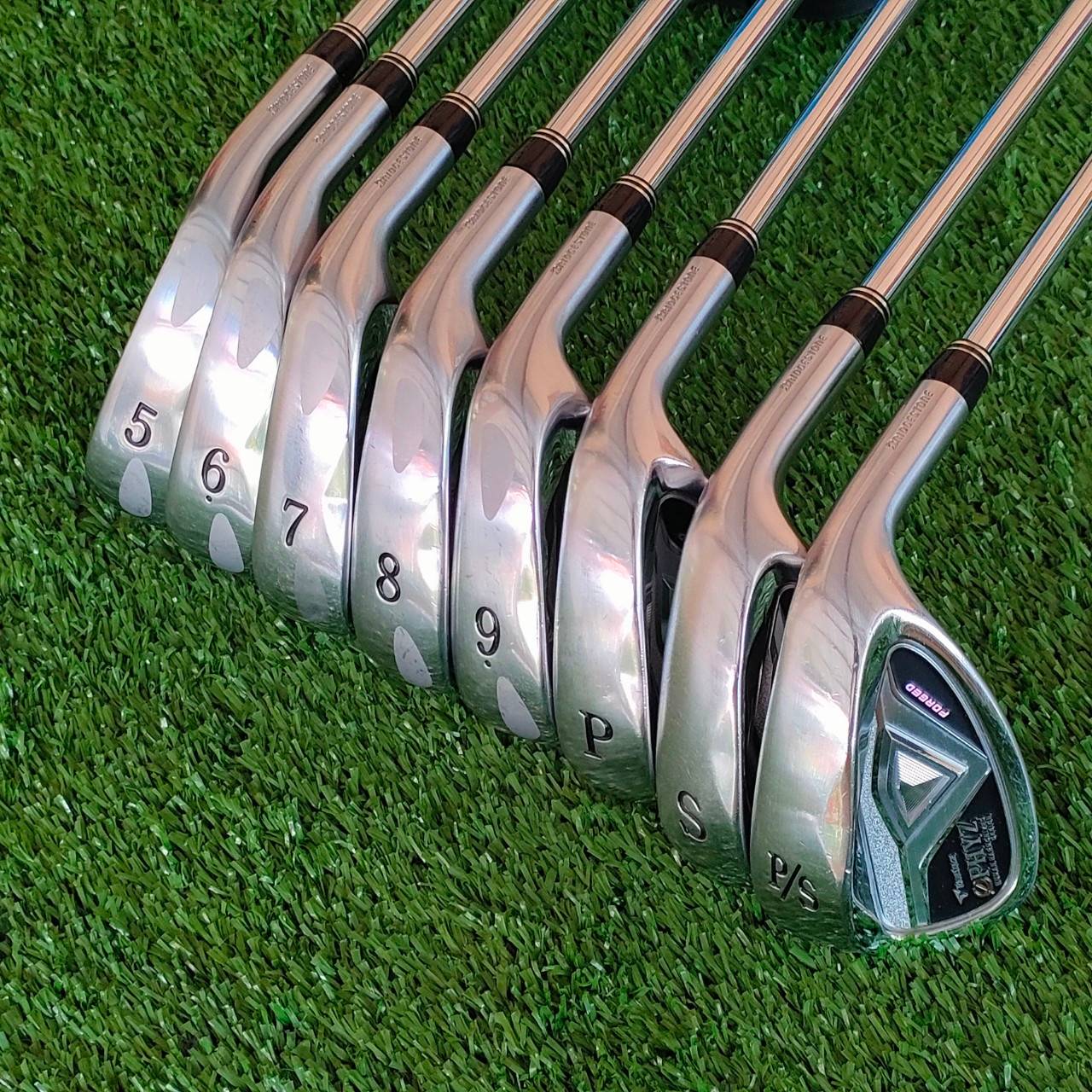 ชุดเหล็ก TOURSTAGE PHYZ FORGED มีเหล็ก 5-9 เเละ PW SW P/S ก้าน N.S.PRO 800 GH FLEX R