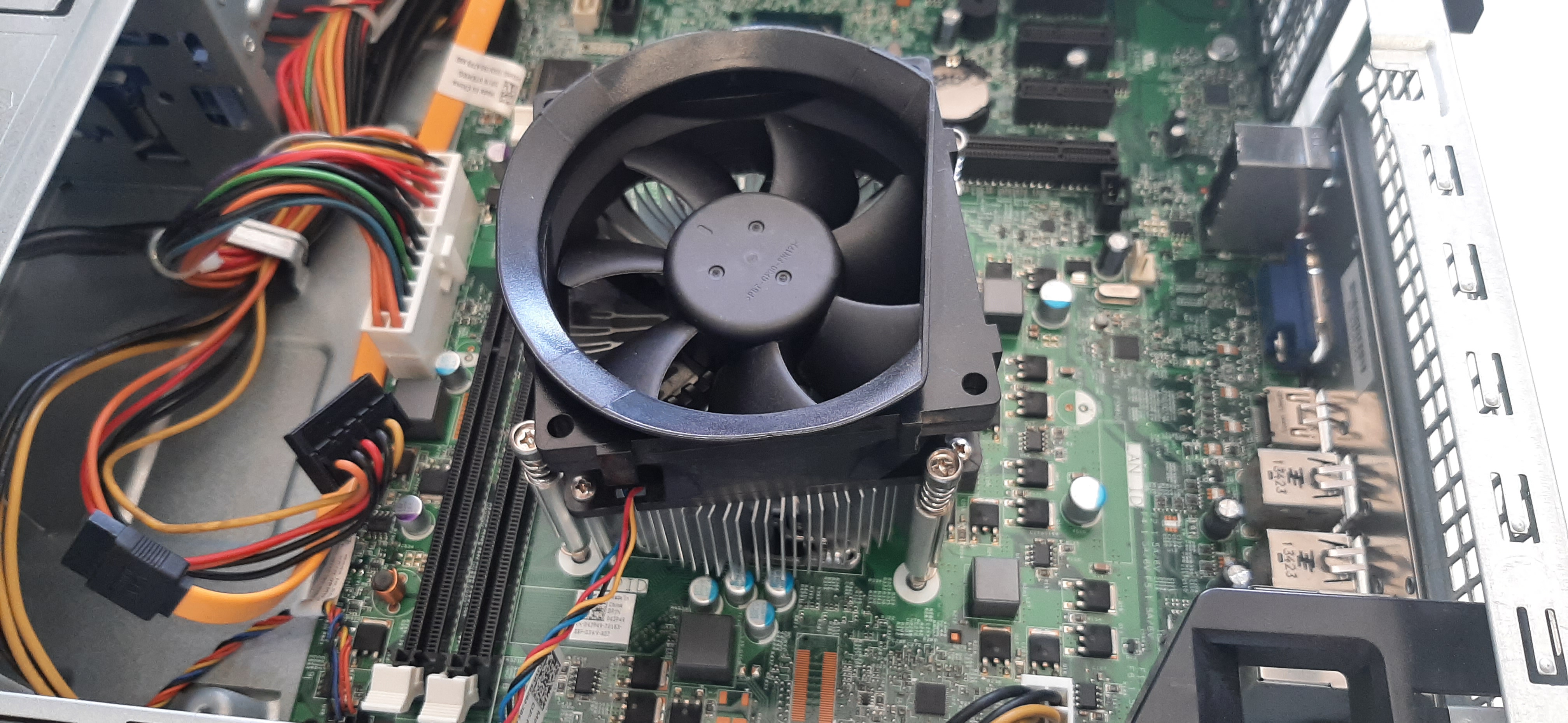 Dell Optiplex 3010 DT (i5-3470 Ram8GB SSD120GB)