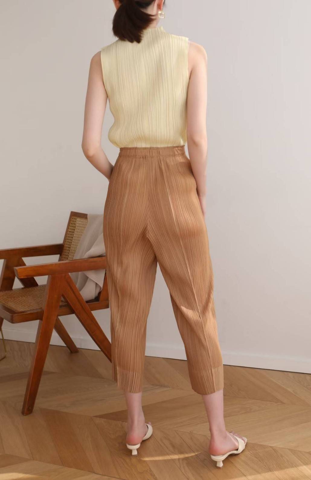 ปรับราคาลง20%!! ยาว34นิ้ว! 2MUAY รุ่น GJO7582 กางเกงพลีทคุณภาพ SLIM TUCK PLEATED PANTS 9 สี FREE SIZE