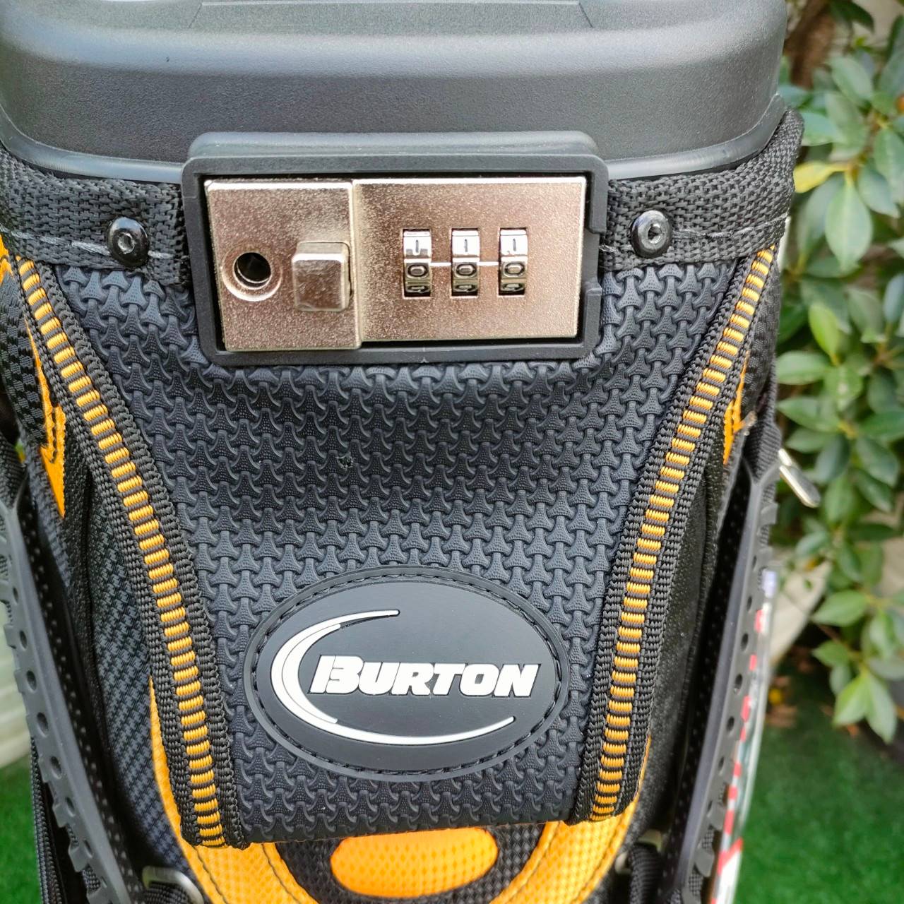 ❤️🔥❤️🔥❤️🔥ลดล้างสต๊อค❤️🔥❤️🔥❤️🔥 ** ถุงกอล์ฟ ของใหม่มือหนึ่ง มีตำหนิ โครงพลาสติกด้านในมีรอยแตก แต่ถุงใช้งานได้ปกติ**