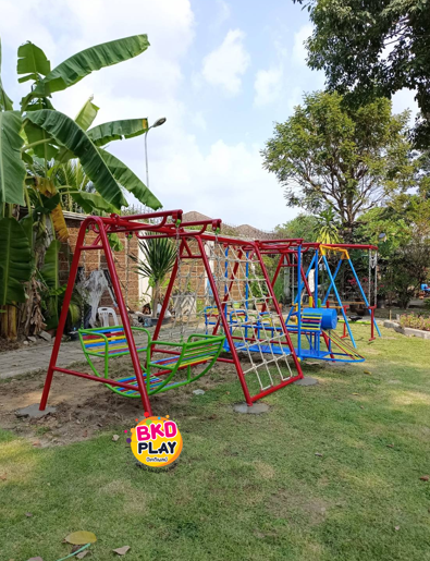 เครื่องเล่นสนามกลางแจ้ง เหล็ก ชุดปีนป่ายรวมรถไฟ พร้อมชิงช้านั่งคู่ OutdoorPlayground,ผลิตเครื่องเล่นสนาม,เครื่องเล่นในสนามเด็กเล่น,เครื่องเล่นงบสพฐ.,ประชารัฐ, ราคาโรงงาน ขนาด 150 x 350 x 160 ซม.