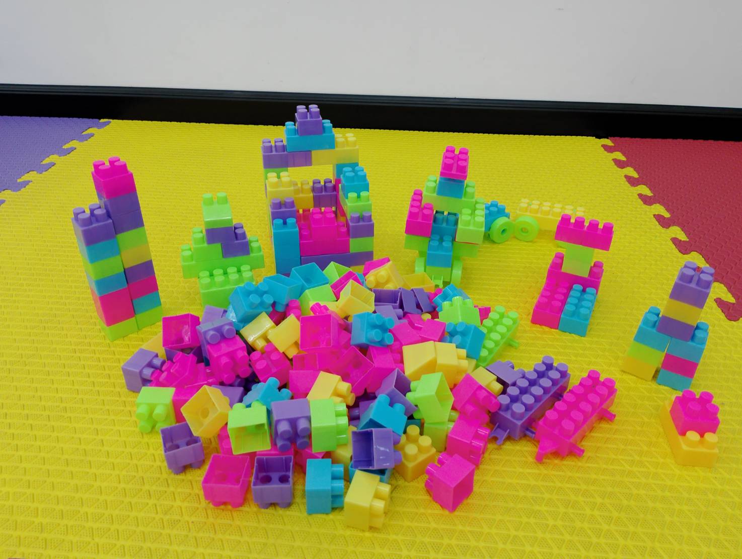 เครื่องเล่นสนามจัดเซ็ท ราคาโปรโมชั่น 80,000 บาท ,สนามเด็กเล่นราคาถูก,เครื่องเล่นสนามราคาถูก ,เครื่องเล่นสนามในร่ม, OutdoorPlayground ,IndoorPlayground,พร้อมส่ง