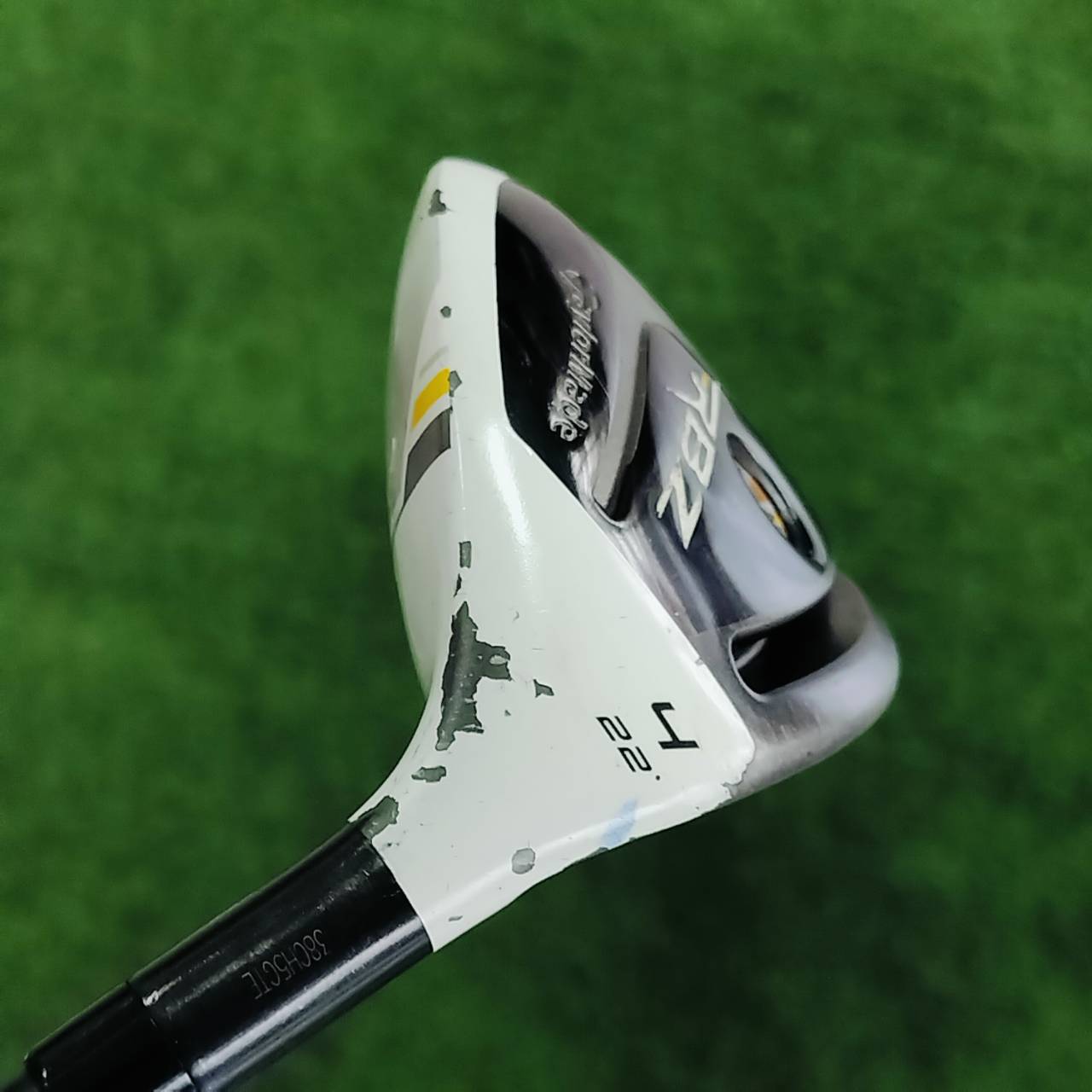 HYBRID 4 TAYLORMADE RBZ ST2 องศา 22 ก้าน ROCKET FUEL FLEX R ไฮบริดหน้าเด้ง มี POCKET อยู่ที่ด้านหน้า ช่วยส่งพลัง ทั้งเสียงและฟีลลิ่งดีมากๆ ไม้กอล์ฟพรีเมี่ยมมือสอง ของแท้ By NakaraLuxurious