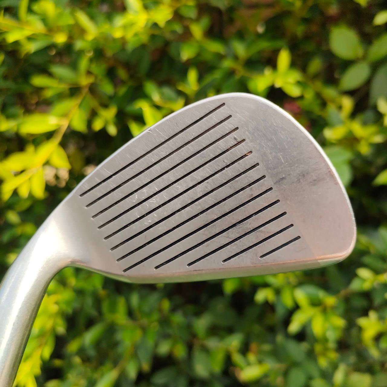 ** ไม้กอล์ฟสำหรับผู้หญิง ** เหล็ก 9 HONMA ก้าน EXTRA 90 FLEX L