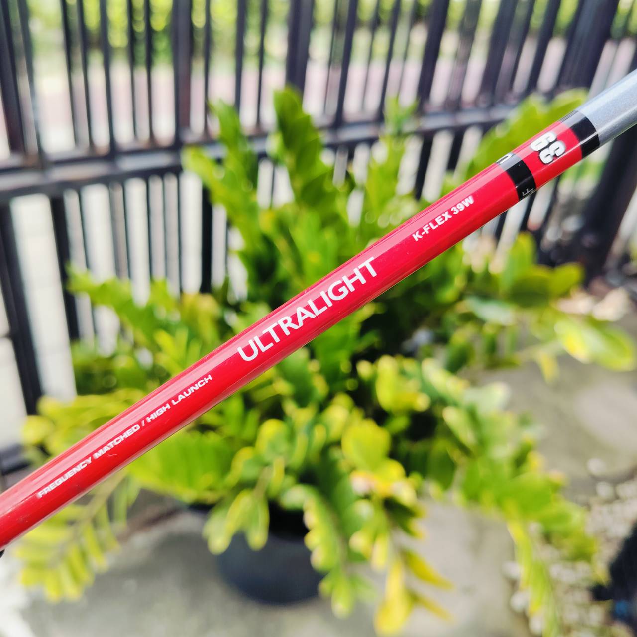 SET U.S.KIDS ULTRALIGHT DV3 39 ก้าน WT-30s 39 FLEX KIDS สภาพสวยมาก Driver ยังไม่แกะ!!! ** ไม่รวมถุงกอล์ฟ** สำหรับน้องที่ความสูง 39 - 42 นิ้ว หรือ 100 - 110 เซนติเมตรโดยประมาณ ไม้กอล์ฟพรีเมี่ยมมือสอง ของแท้ By NakaraLuxurious