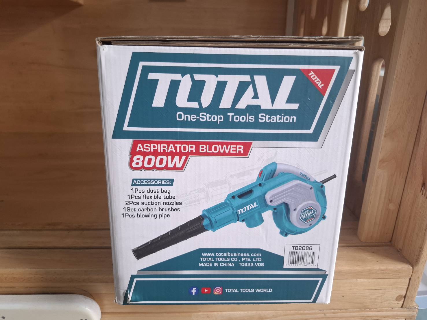 Total เครื่องเป่าลม + ดูดฝุ่น ไฟฟ้า 800 วัตต์ + ถุงเก็บฝุ่น รุ่น TB2086 / TB8036 ( Blower ) พร้อมดูดฝุ่น เป่าลม