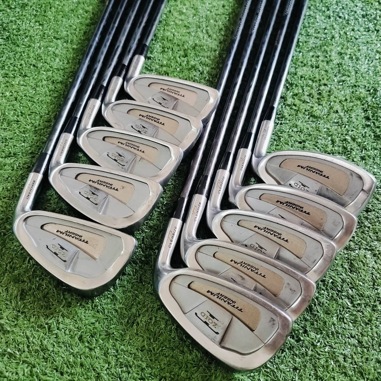 ชุดเหล็ก MIZUNO T-ZIOD หน้าเด้ง!!! TITANIUM INSERT ชุดใหญ่ 10 ชิ้น มี 3-9 P S F ครบ ก้านถัก TURBO GOLD FLEX R ชุดเหล็กญี่ปุ่น MADE IN JAPAN ไม้กอล์ฟพรีเมี่ยมมือสอง ของแท้ By NakaraLuxurious