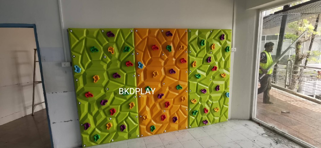 ปีนป่ายผนัง (ราคาต่อ 1 แผ่น) ผนังปีนป่าย กำแพงปีน ปีนป่ายกำแพง หน้าผาจำลอง เครื่องเล่นสนามกลางแจ้ง ในร่ม พร้อมส่ง