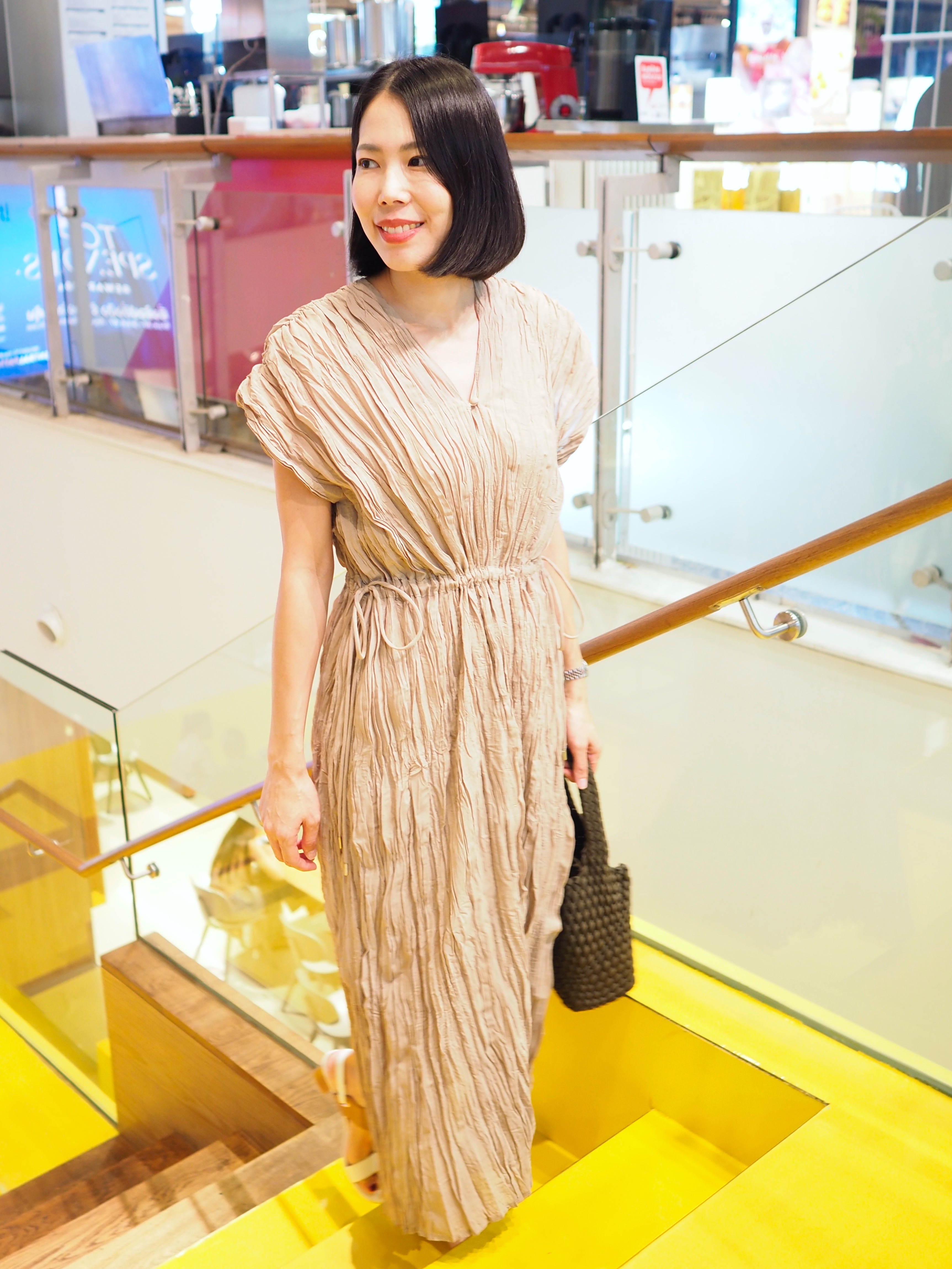 ปรับราคาลง20%!! 2MUAY รุ่น GJO3558 เดรสพลีทคุณภาพ V NECK WAIST TIE PLEATED DRESS 6 สี FREE SIZE