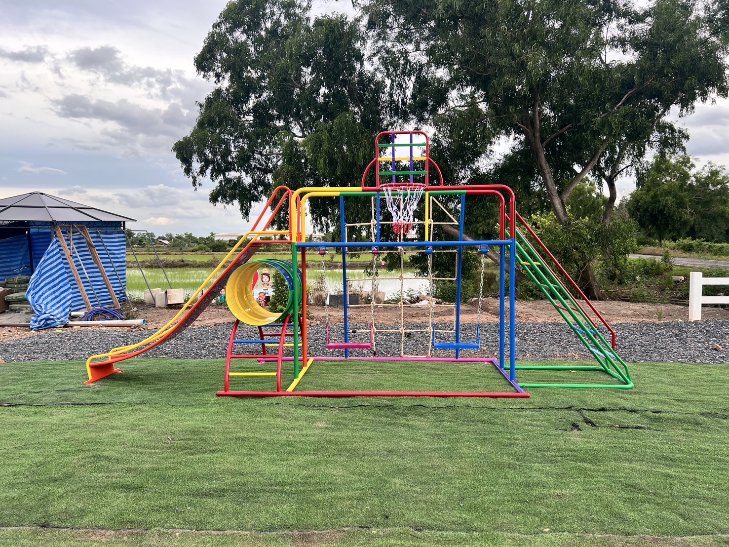 ชุดรวม E เชือกถักใหญ่ ประกอบด้วยสไลเดอร์ชิงช้าปีนป่ายแป้นบาสและถังลอดถ้ำ กระดานลื่นเหล็ก เครื่องเล่นสนามกลางแจ้ง เครื่องเล่นสนามเหล็ก OutdoorPlayground,ผลิตเครื่องเล่นสนาม,เครื่องเล่นในสนามเด็กเล่น,เครื่องเล่นงบสพฐ.,ประชารัฐ, ราคาโรงงาน