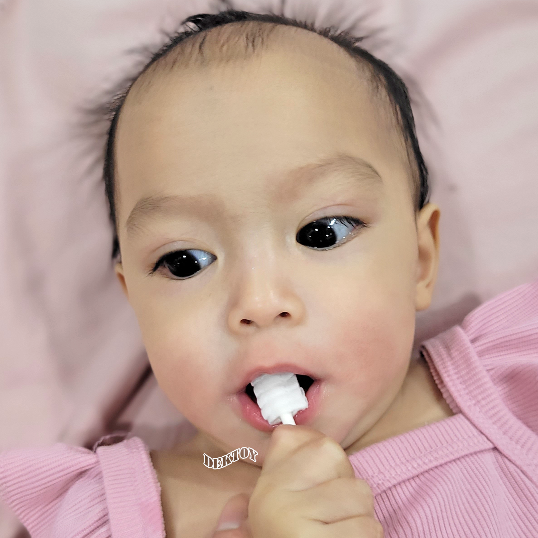 Papa baby ผ้าก๊อซเช็ดลิ้นทารก ผ้าก๊อซพันไม้สเตอไรส์ หัวแบน (1กระปุก บรรจุ 30 ชิ้น)