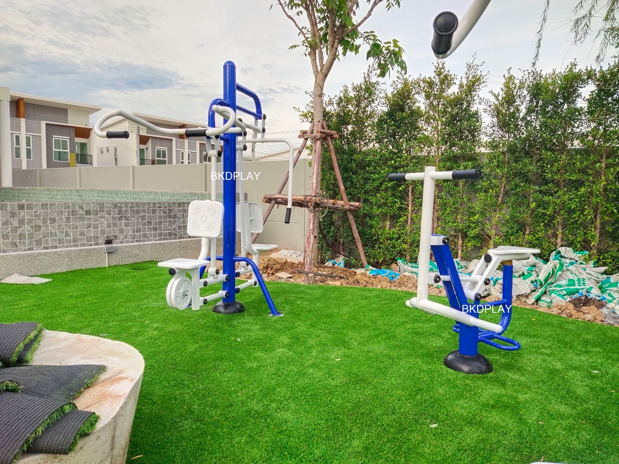 เครื่องออกกำลังกาย กลางแจ้ง ชุดอุปกรณ์ บริหารแขน ขา หน้าท้อง แบบม้าโยก ลานกีฬา อเนกประสงค์ สนามกีฬา สั่งผลิตตามสีที่ต้องการได้