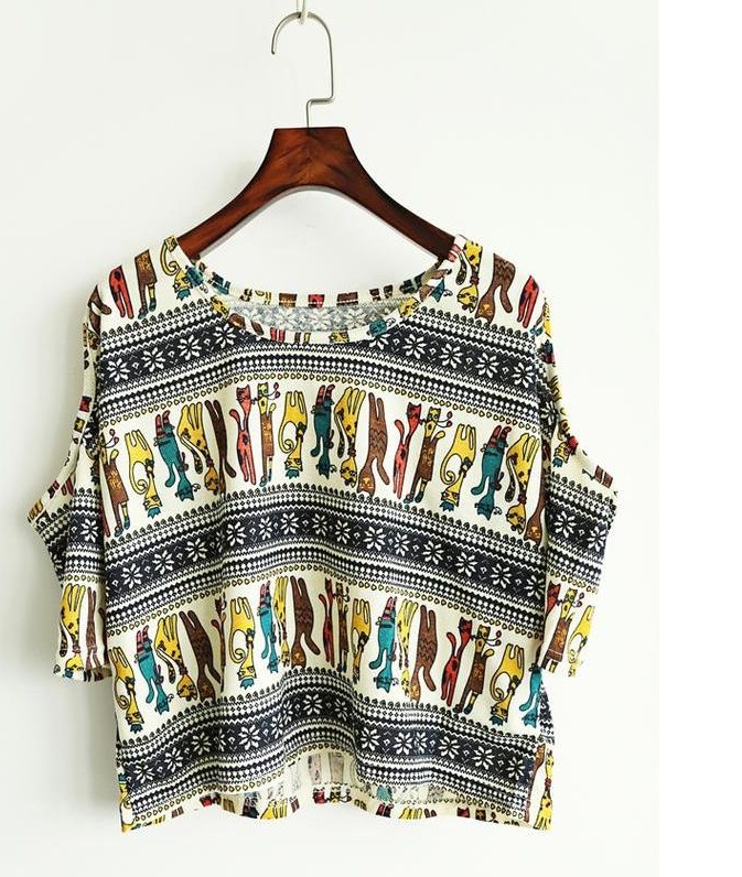 เสื้อผ้ายืดพิมพ์ลายย้อนยุค เว้าช่วงไหล่ ผ้านิ่มลื่น ลายคมชัด ตามแบบ