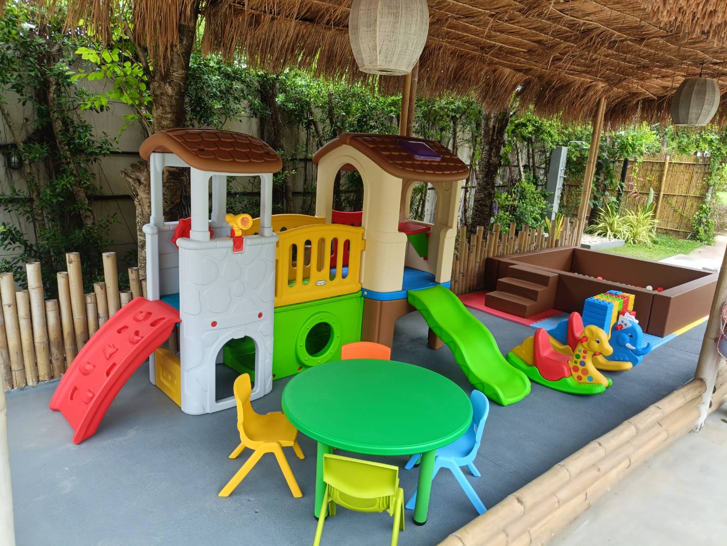 ชุดโปรโมชั่น เครื่องเล่นสนาม Kid Zone B2, เครื่องเล่นสนามกลางแจ้ง ,สนามเด็กเล่นราคาถูก,เครื่องเล่นสนามราคาถูก ,เครื่องเล่นสนามในร่ม, OutdoorPlayground ,IndoorPlayground,พร้อมส่ง,