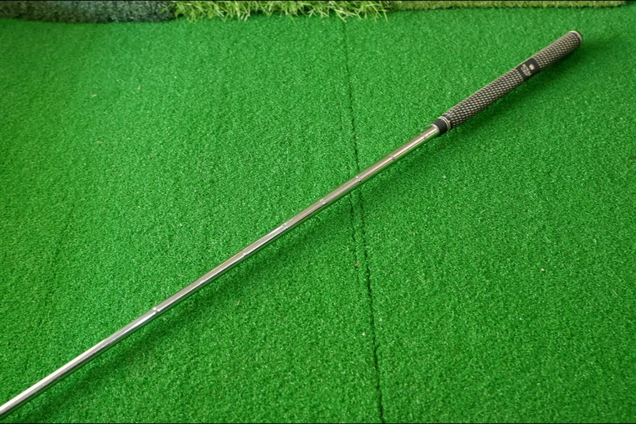 Putter Wilson t .p .a