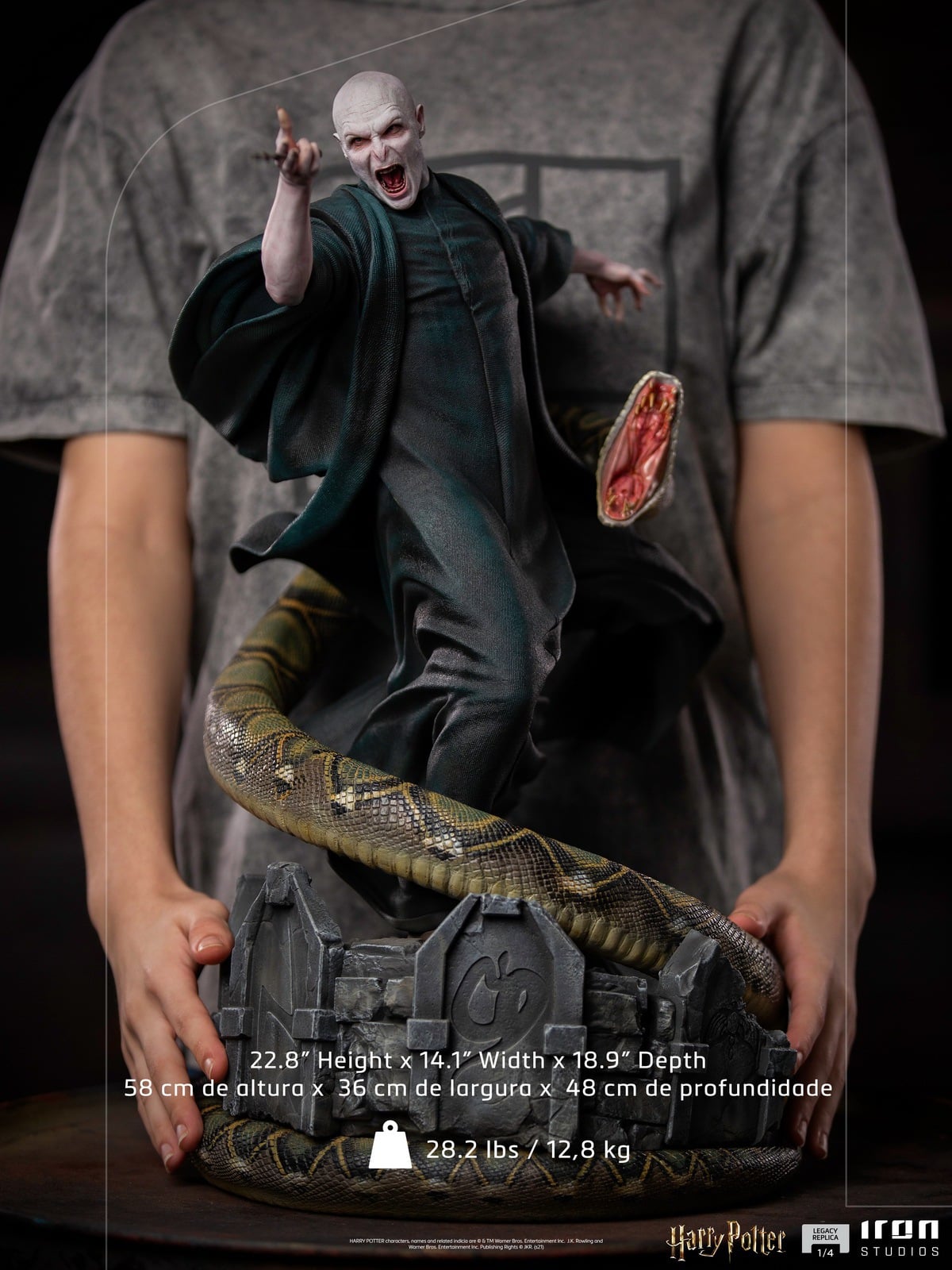 [สั่งจอง]Iron Studios WBHPM44021-14 1/4 Legacy Replica: Harry Potter - Voldemort and Nagini