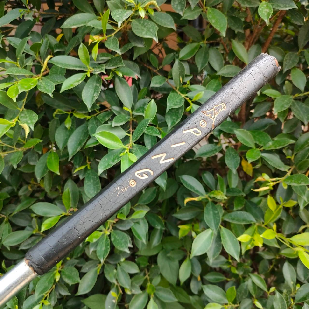 PUTTER CONTIDENCE 220 ความยาว 35 นิ้ว รูปทรงเป็นเอกลักษณ์ พัตต์ง่าย ตัวเล็งสวย