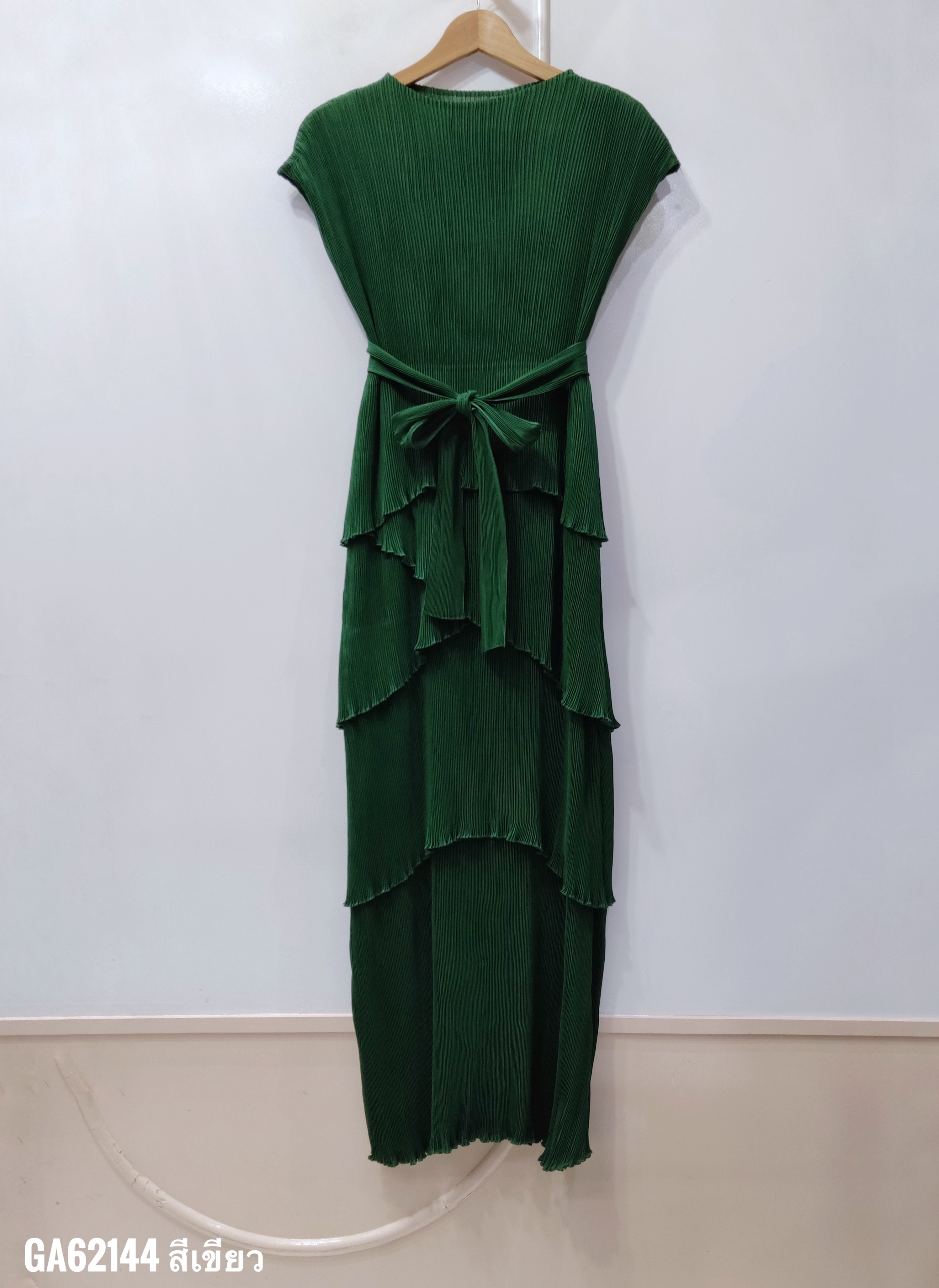 ยาว 52.5 นิ้ว 2MUAY รุ่น GA62144 เดรสอัดพลีท CAP SLEEVE TIERED PLEATED DRESS 6 สี FREE SIZE