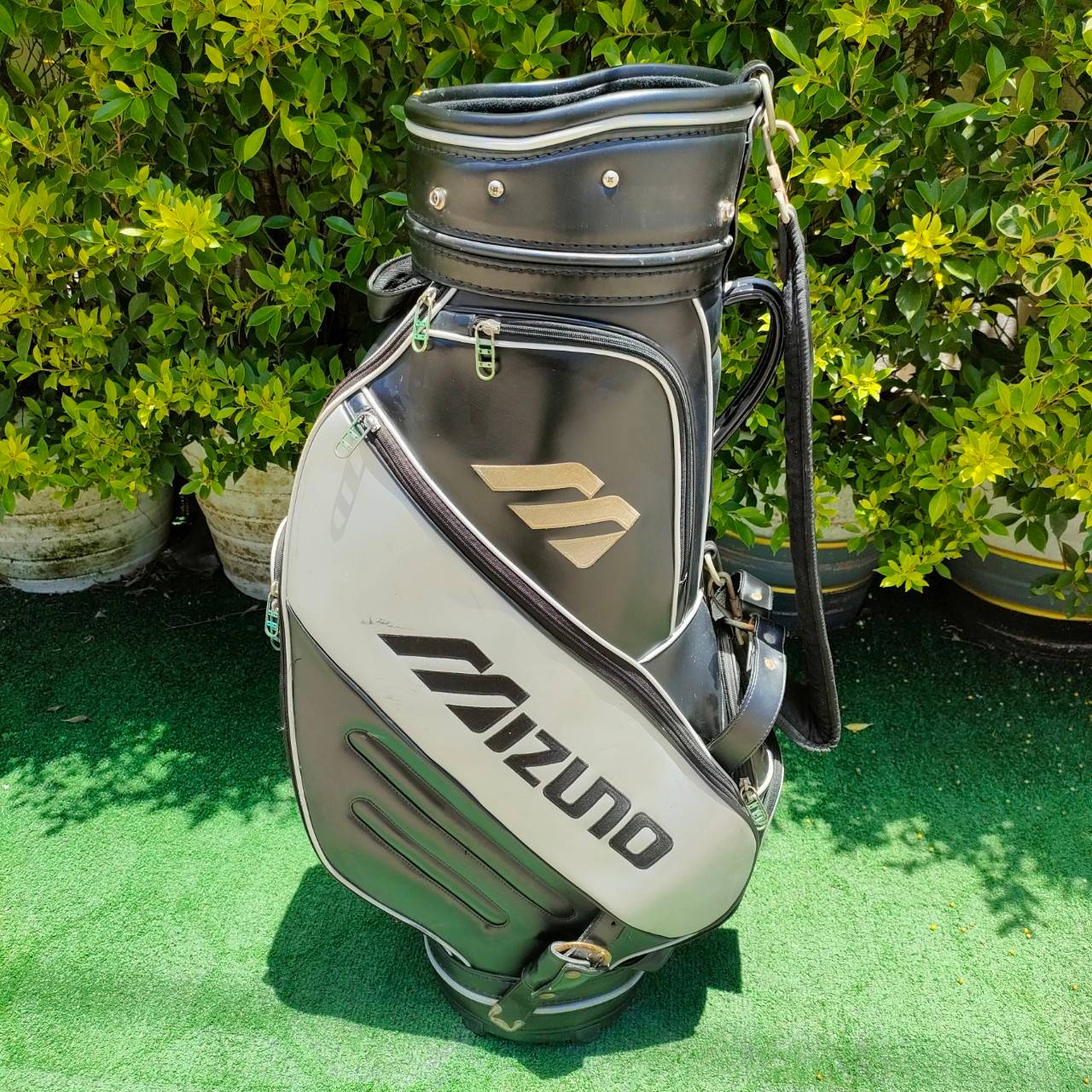 ถุงกอล์ฟ MIZUNO มือสอง ถุง TOUR ใบใหญ่ สภาพพร้อมใช้ ภายในบุกำมะหยี่ ไม้กอล์ฟมือสอง ของแท้ BY NakaraLuxurious