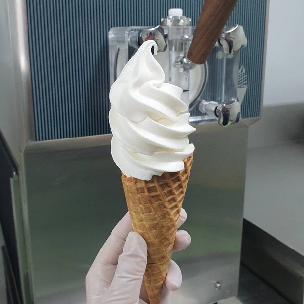 กลิ่นวานิลา(Vanilla flavour podwer) แบ่ง 100 กรัม(100 g.) กลิ่นผสมอาหารชนิดผงเกรดพรีเมี่ยม นำเข้าจากต่างประเทศ