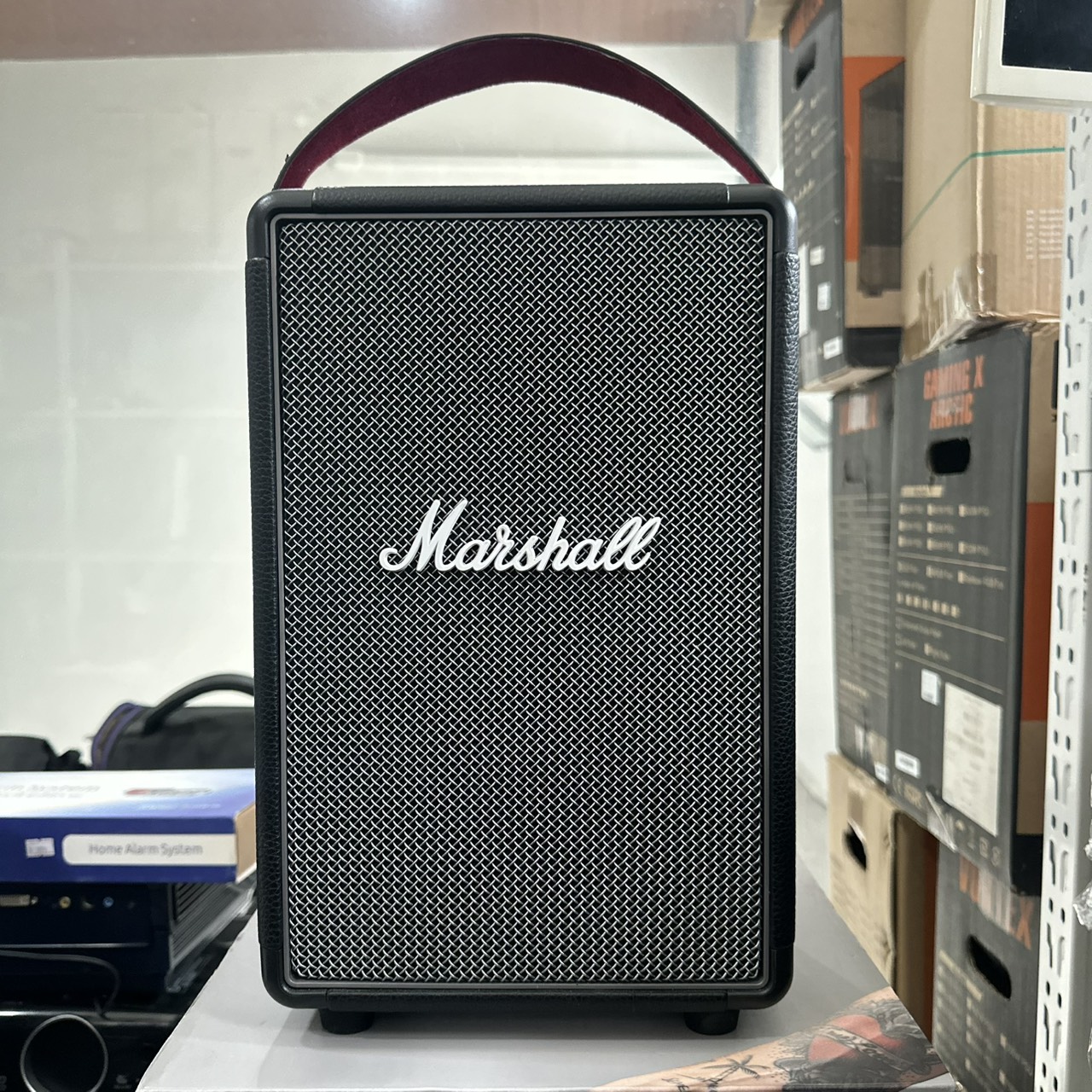 Marshall Tufton + Ac Adapter ***หูจับหนังถลอก ไม่มีผลต่อการใช้งาน