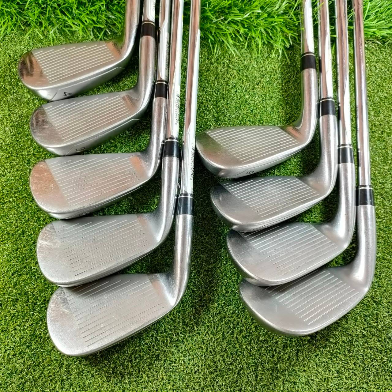 ชุดเหล็ก TAYLORMADE R11 มีเหล็ก 4 - PW AW SW สภาพสวยเลยครับ ตีดี ตีง่าย ตีไกลครับ สวยๆนานๆเข้ามา